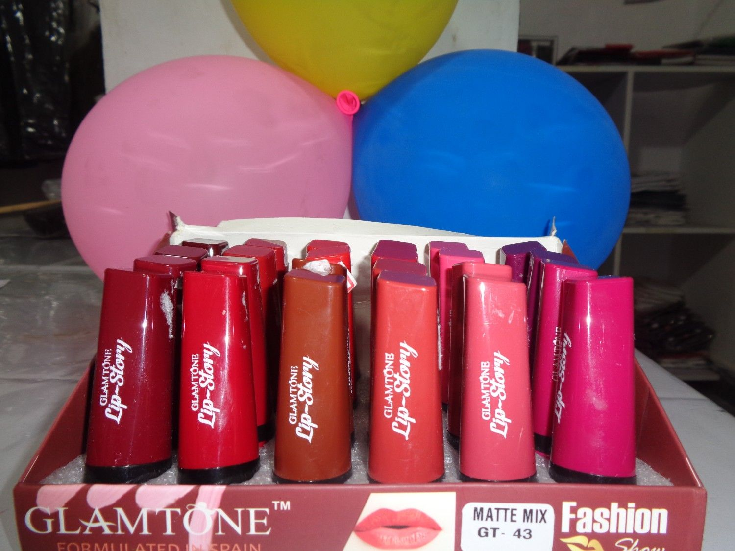GLAMTONE FASHION SHOW LIPSTICK MATTE CREAM