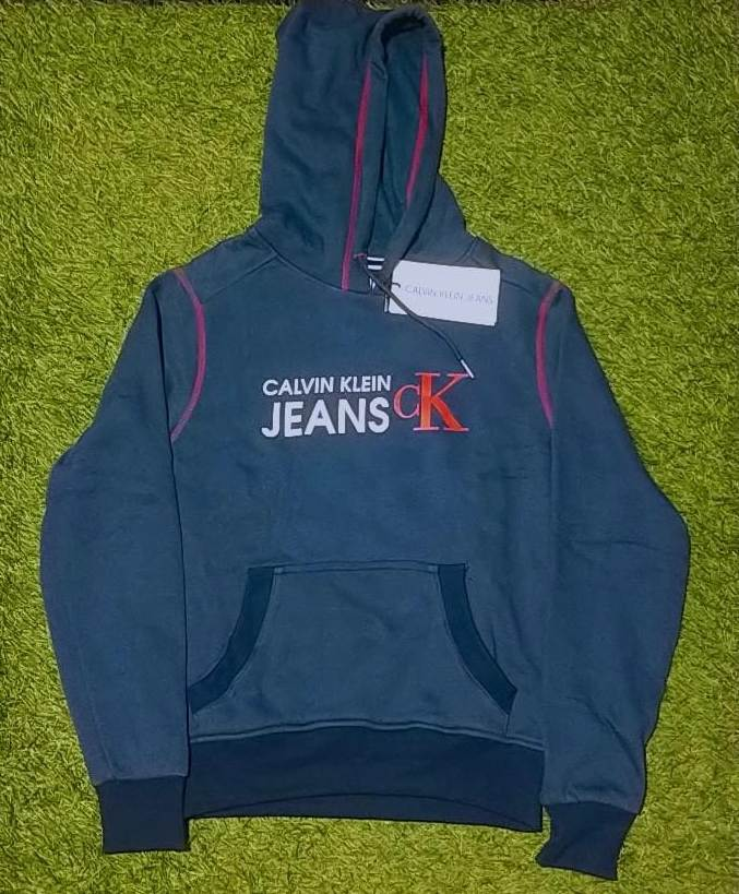 BRANDED HOODIES FOR MENS